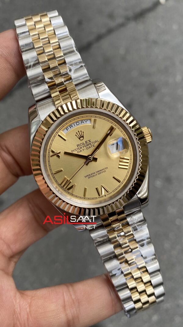 Rolex Day Date Champagne Silver Gold Replika Saat