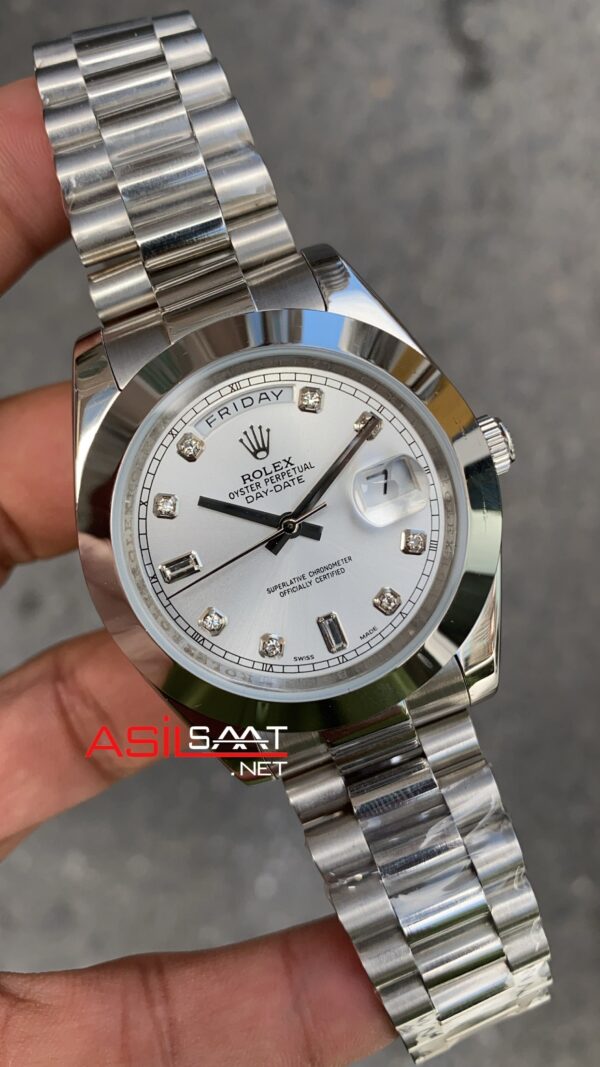 Rolex Day Date Diamond Beyaz Kadran 40 mm 118206 Smooth Bezel Silver Replika Saat ROLDD015