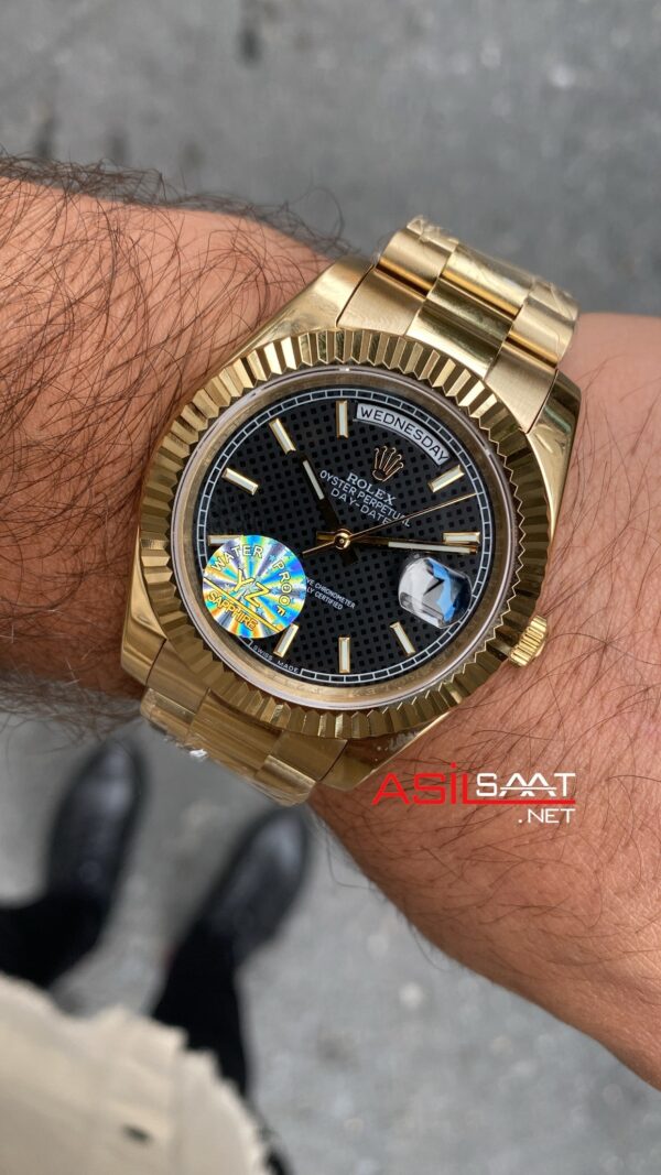 Rolex Day Date Siyah Kadran 40 mm 228238 Black Dial Gold Replika Saat ROLDD025