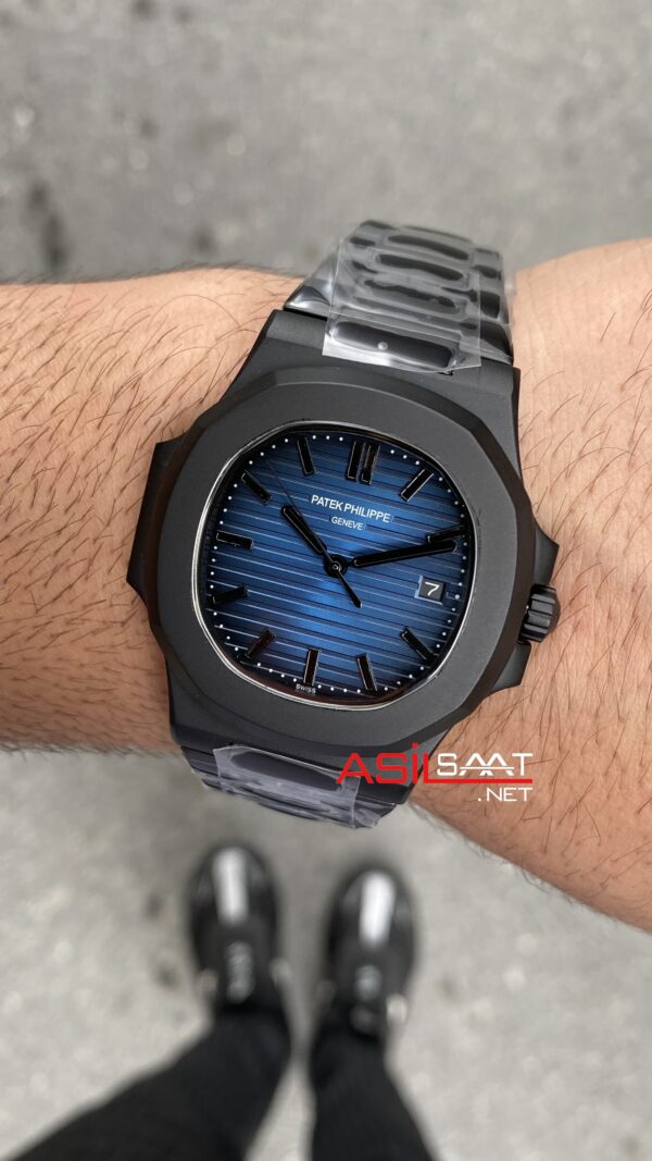 Patek Philippe Nautilus Mavi Kadran 40 mm 5711 Black Replika Saat PPNA013