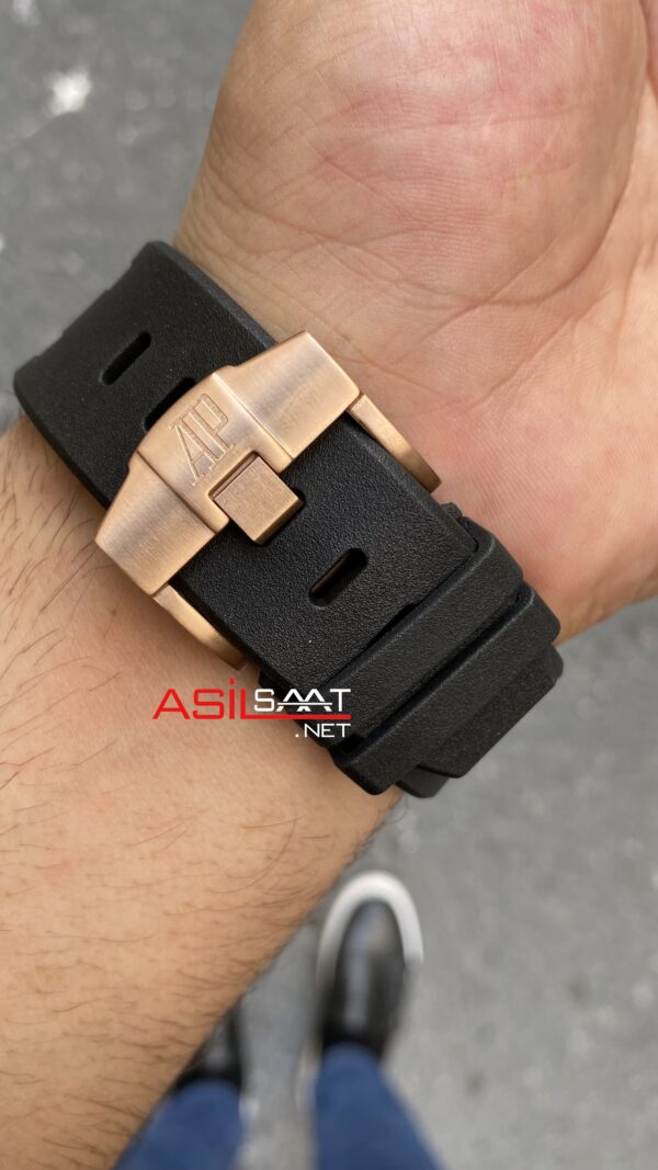 Audemars Piguet Royal Oak Offshore Diver Siyah Kadran 42 mm 15340OR.OO.D002CA.01 Rosegold Replika Saat APOD002