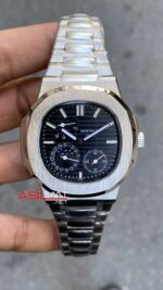 Patek Philippe Nautilus Moonphase Siyah Kadran 40 mm 5712 Silver Replika Saat PPNA060
