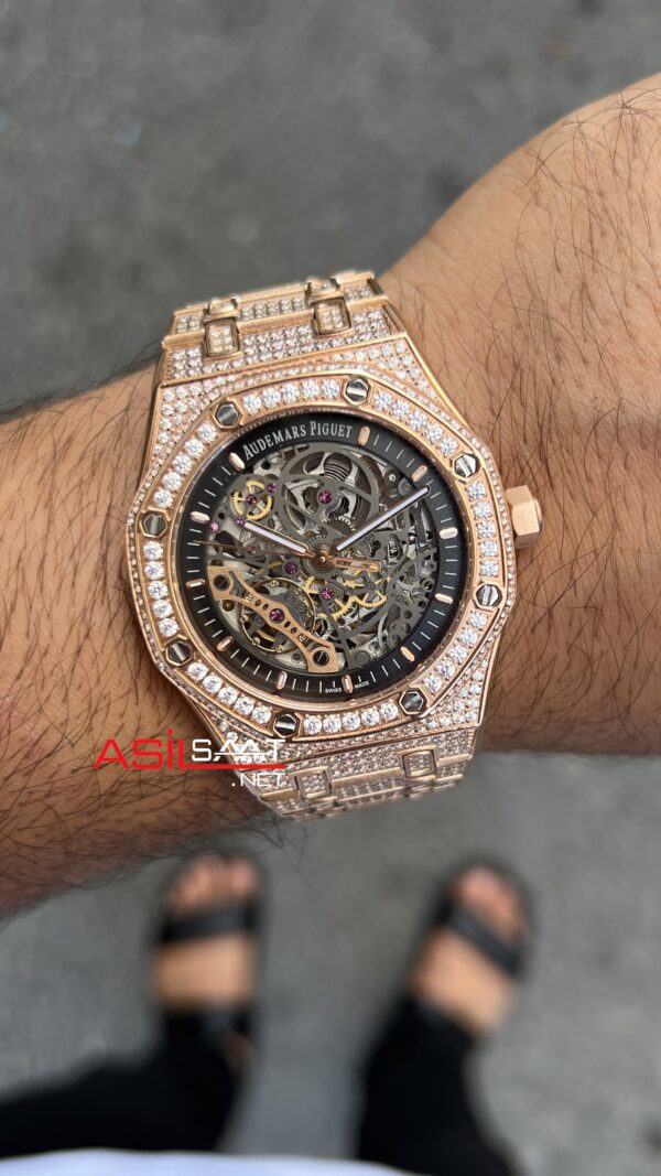 Audemars Piguet Royal Oak Double Balance Skeleton Diamond 41 mm Rose 15407OR Replika Saat