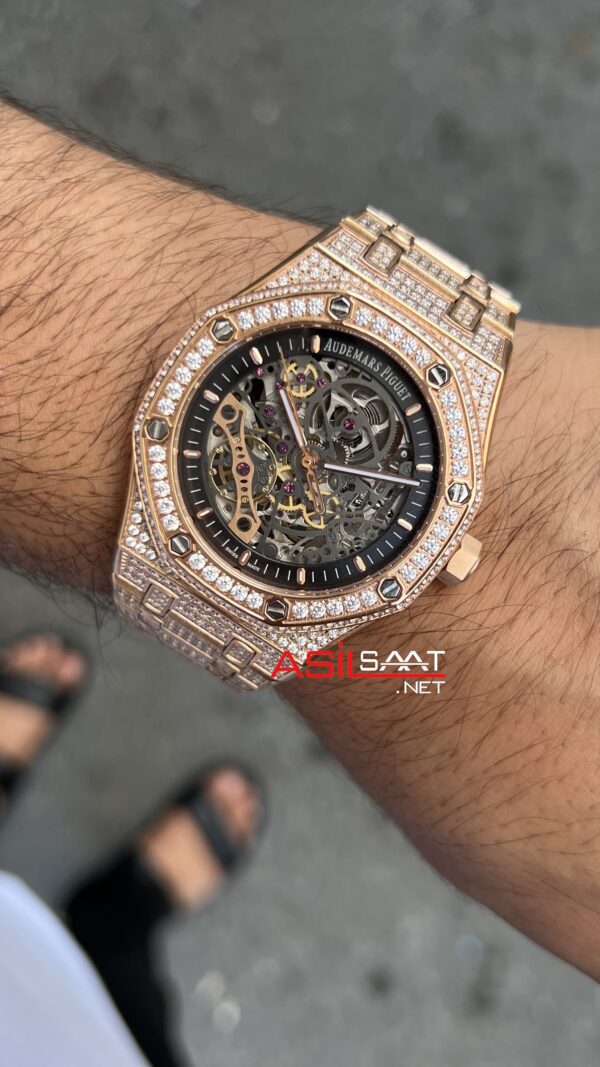 Audemars Piguet Royal Oak Double Balance Skeleton Diamond 41 mm Rose 15407OR Replika Saat